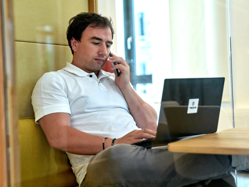 atradius czech office customer service contact