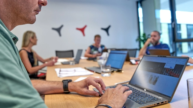 atradius online services products czech 2025